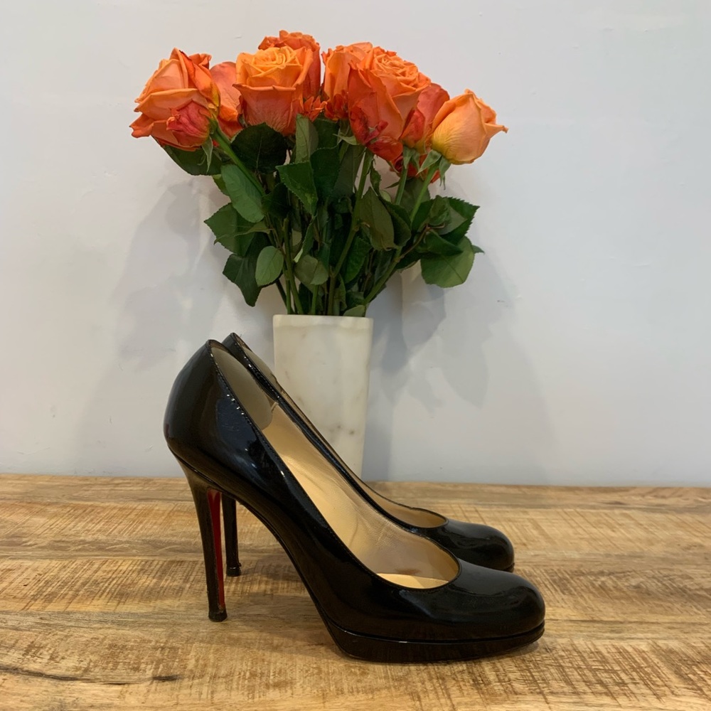 Christian Louboutin New Simple 39